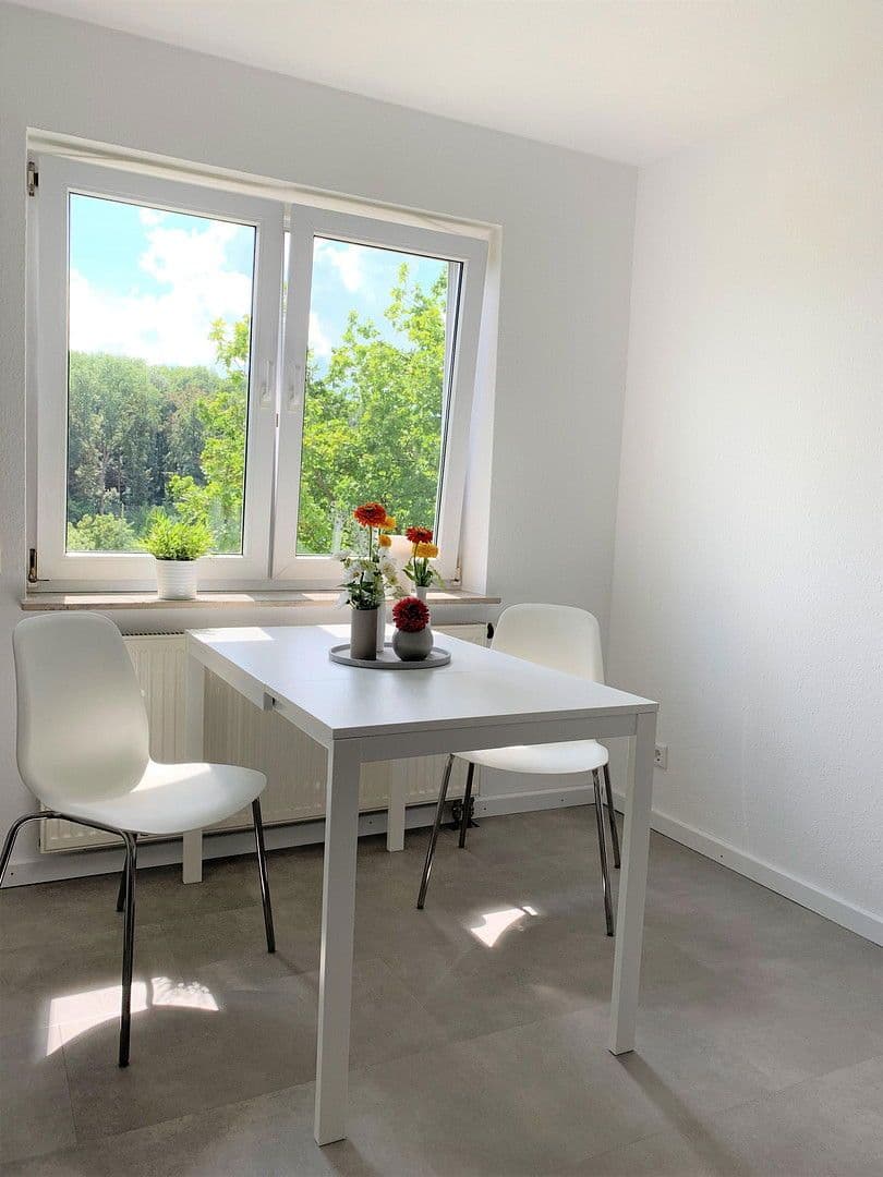 Prenájom bytu 1-izbový 31 m², Stuttgart-Möhringen, Bádensko-Wurttembersko Prenájom bytu 1-izbový 31 m², Stuttgart-Möhringen, Bádensko-Wurttembersko