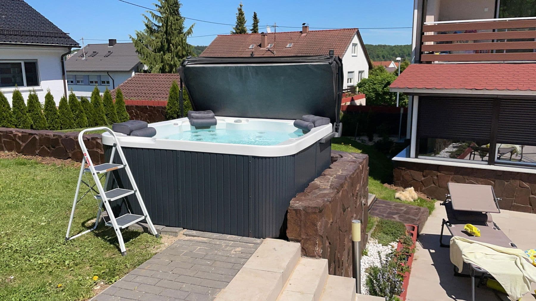 Predaj domu 387 m², pozemek 899 m², Rießstraße 20, BW, Magstadt, Bádensko-Wurttembersko Predaj domu 387 m², pozemek 899 m², Rießstraße 20, BW, Magstadt, Bádensko-Wurttembersko