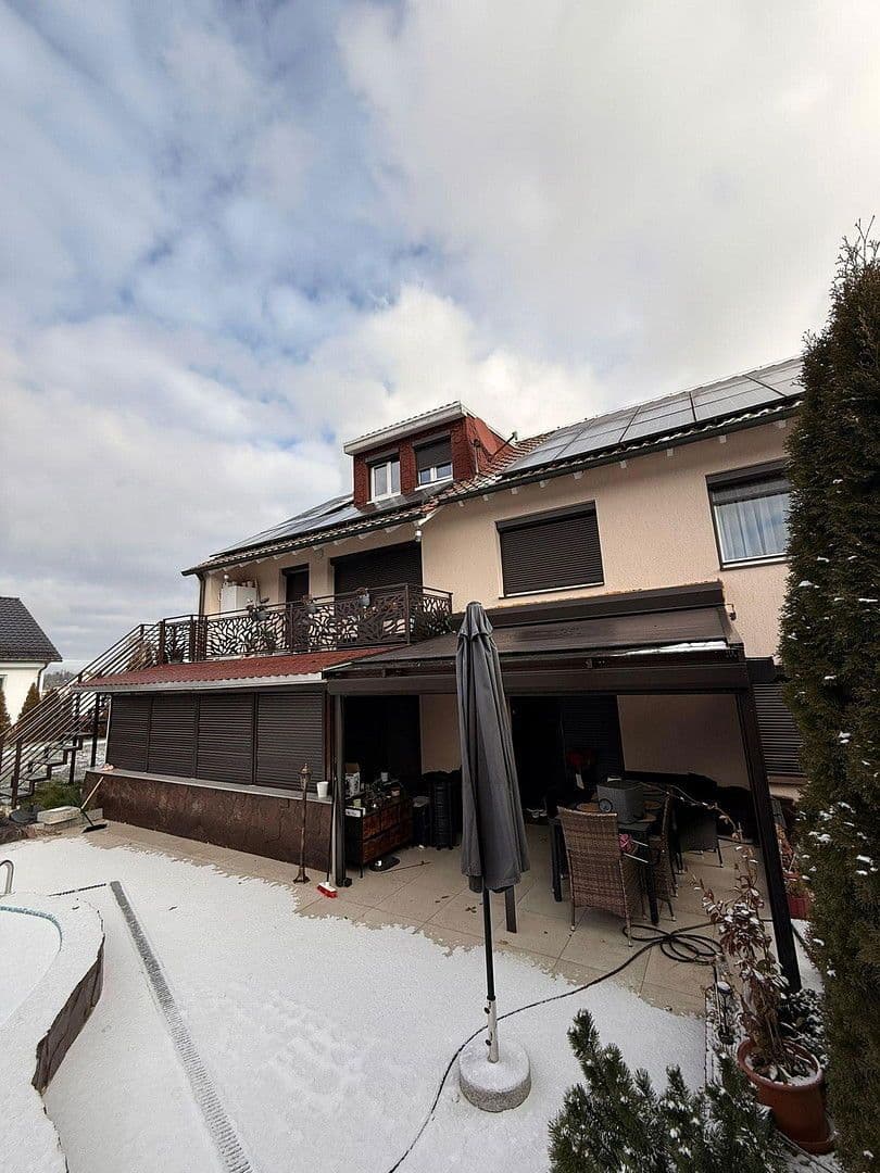 Predaj domu 387 m², pozemek 899 m², Rießstraße 20, BW, Magstadt, Bádensko-Wurttembersko Predaj domu 387 m², pozemek 899 m², Rießstraße 20, BW, Magstadt, Bádensko-Wurttembersko