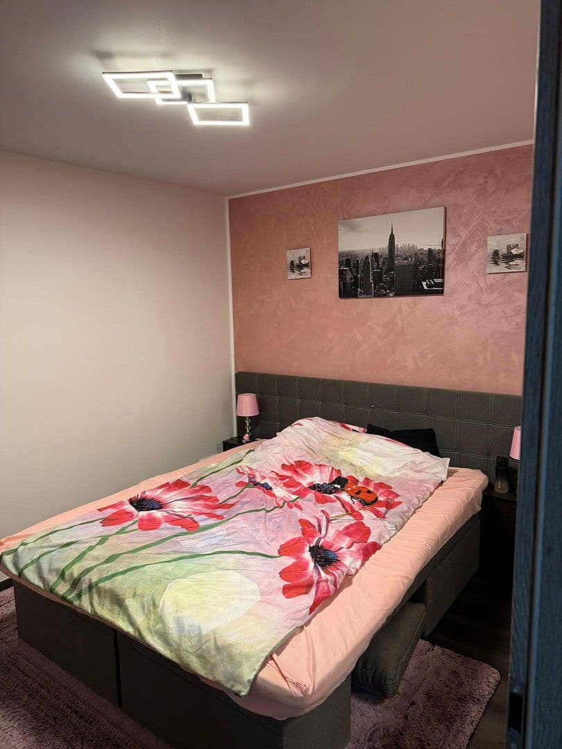 Predaj domu 387 m², pozemek 899 m², Rießstraße 20, BW, Magstadt, Bádensko-Wurttembersko Predaj domu 387 m², pozemek 899 m², Rießstraße 20, BW, Magstadt, Bádensko-Wurttembersko