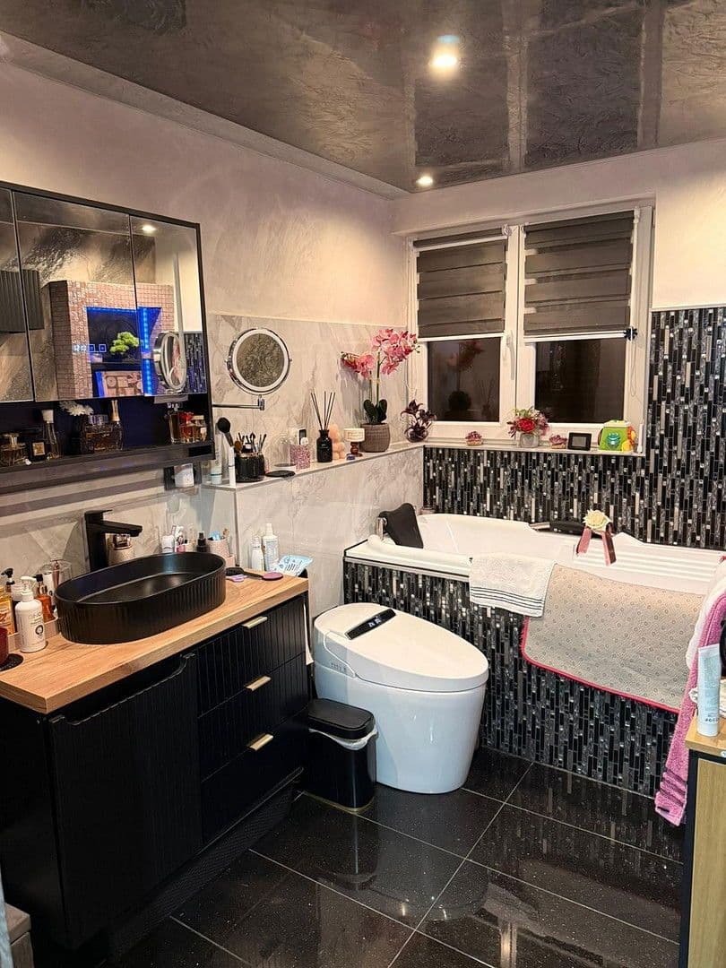 Predaj domu 387 m², pozemek 899 m², Rießstraße 20, BW, Magstadt, Bádensko-Wurttembersko Predaj domu 387 m², pozemek 899 m², Rießstraße 20, BW, Magstadt, Bádensko-Wurttembersko