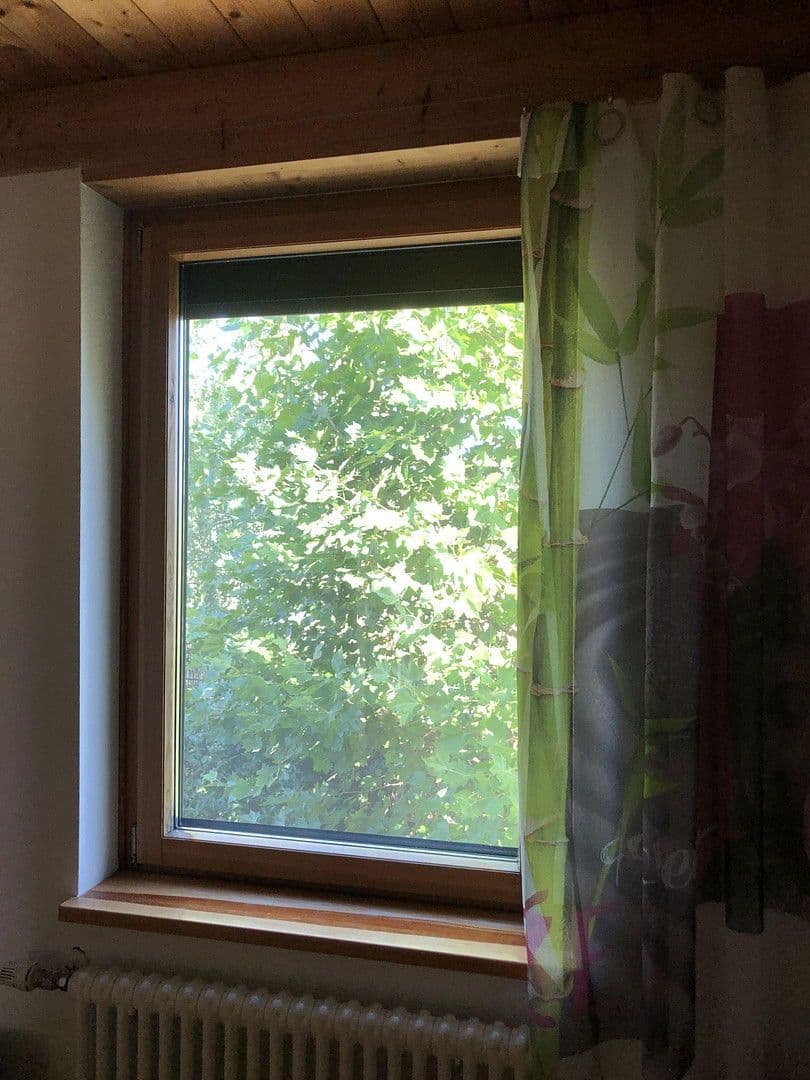 Predaj domu 128 m², pozemek 576 m², Frensdorf, Bavorsko Predaj domu 128 m², pozemek 576 m², Frensdorf, Bavorsko