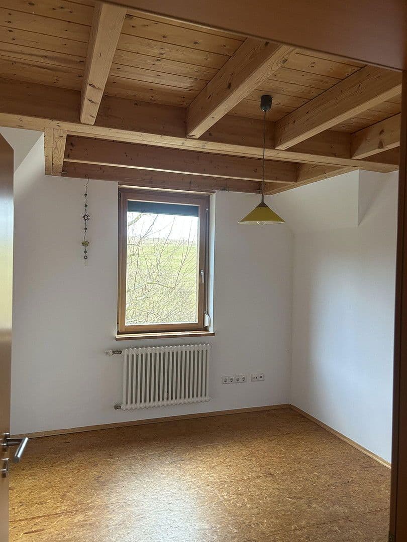 Predaj domu 128 m², pozemek 576 m², Frensdorf, Bavorsko Predaj domu 128 m², pozemek 576 m², Frensdorf, Bavorsko