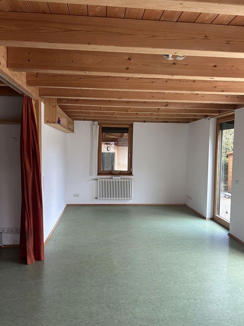 Predaj domu 128 m², pozemek 576 m², Frensdorf, Bavorsko Predaj domu 128 m², pozemek 576 m², Frensdorf, Bavorsko