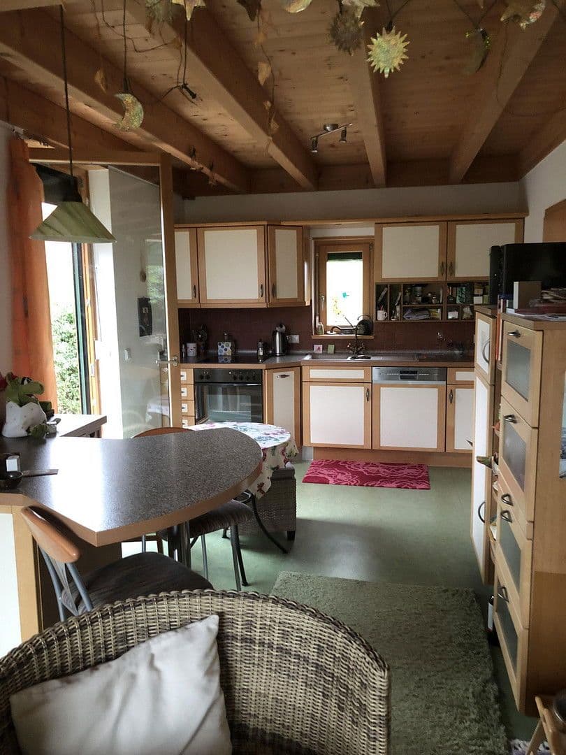 Predaj domu 128 m², pozemek 576 m², Frensdorf, Bavorsko Predaj domu 128 m², pozemek 576 m², Frensdorf, Bavorsko