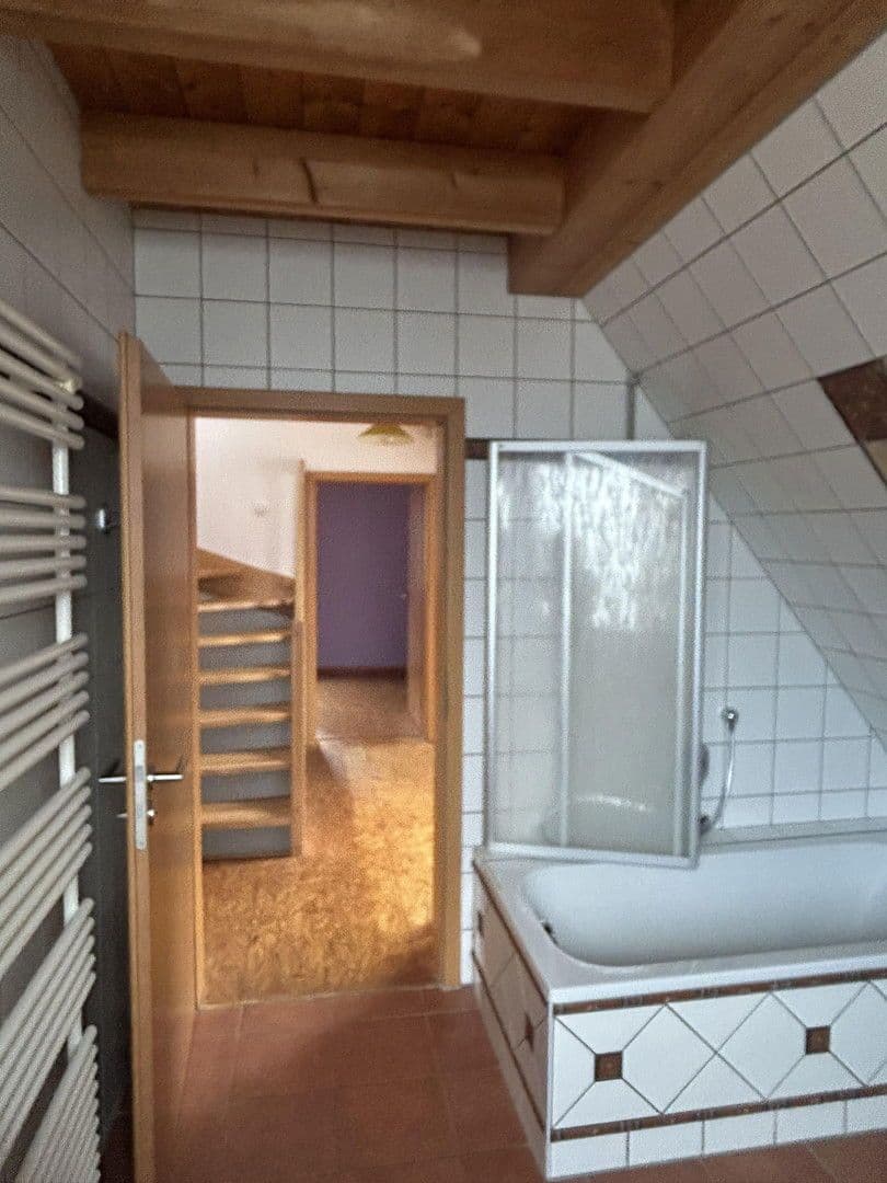 Predaj domu 128 m², pozemek 576 m², Frensdorf, Bavorsko Predaj domu 128 m², pozemek 576 m², Frensdorf, Bavorsko