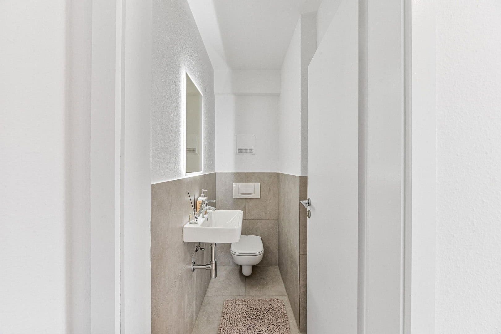 Predaj bytu 3-izbový 84 m², Leonberg, Bádensko-Wurttembersko Predaj bytu 3-izbový 84 m², Leonberg, Bádensko-Wurttembersko