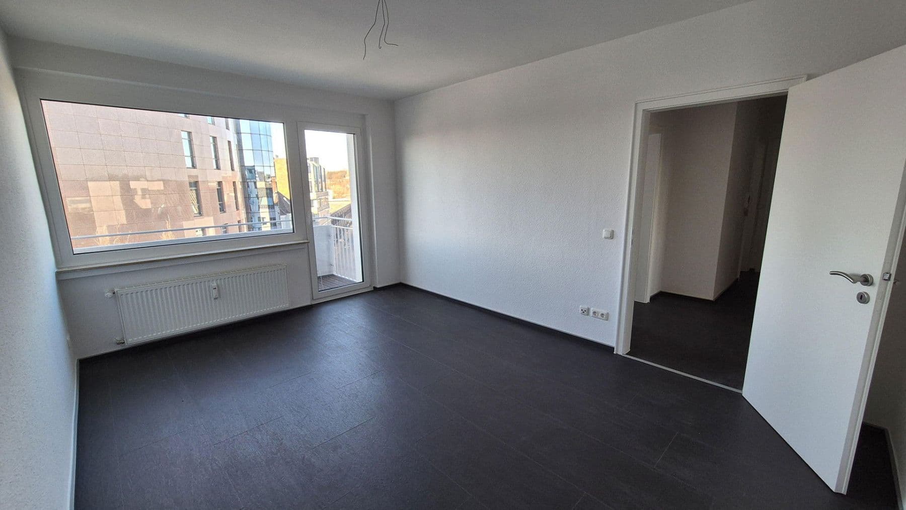 Prenájom bytu 3-izbový 80 m², Osnabrück, Dolné Sasko Prenájom bytu 3-izbový 80 m², Osnabrück, Dolné Sasko