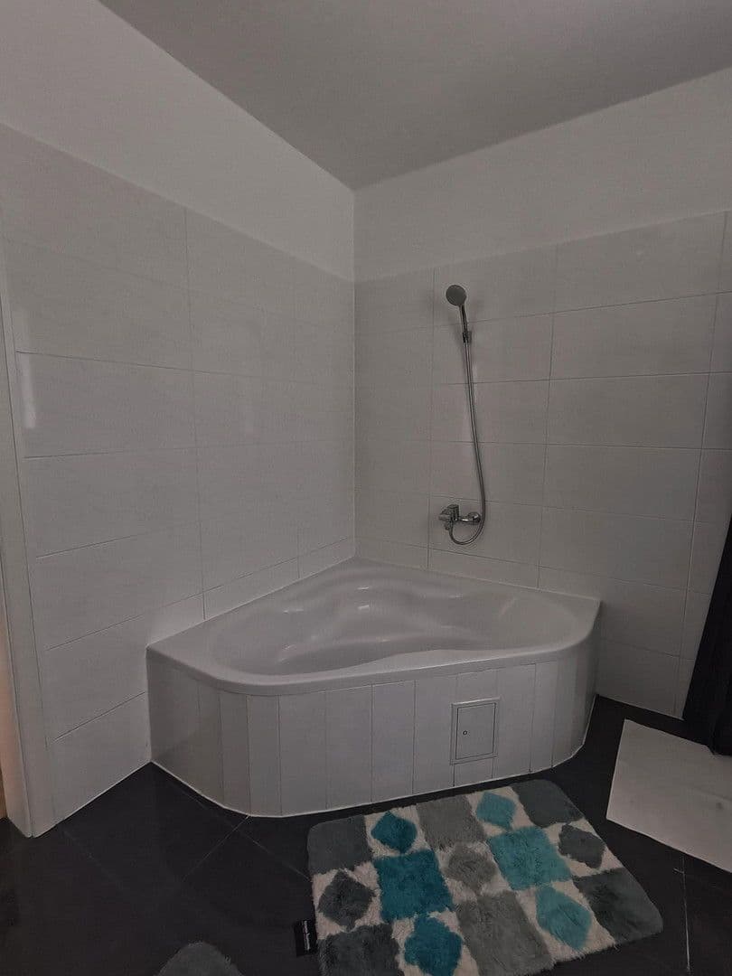 Predaj bytu 5-izbový 146 m², Feldkirchen bei Graz, Štajersko Predaj bytu 5-izbový 146 m², Feldkirchen bei Graz, Štajersko