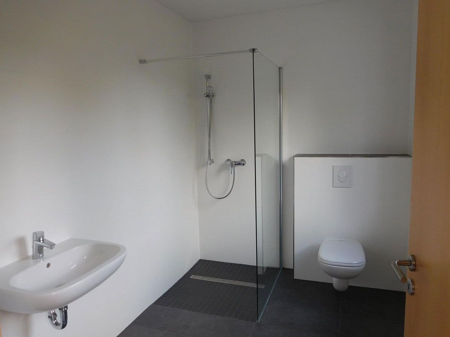 Prenájom domu 113 m², pozemek 291 m², Berlin, Berlín Prenájom domu 113 m², pozemek 291 m², Berlin, Berlín