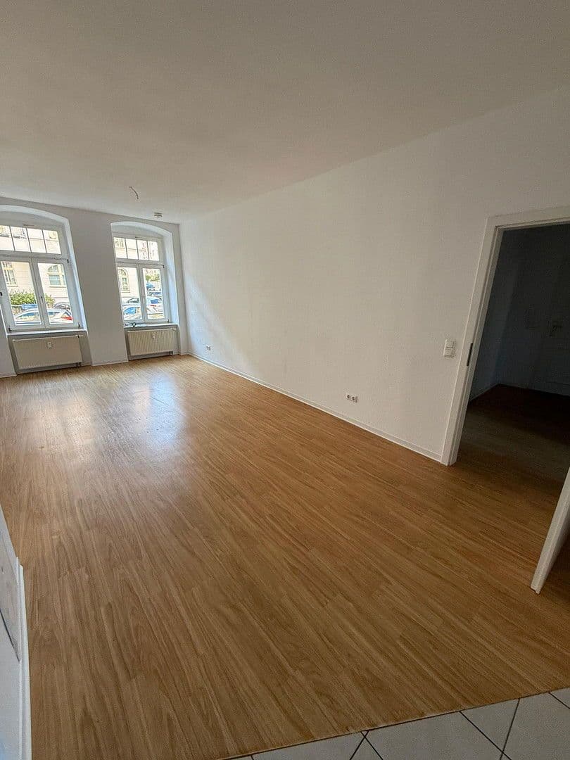 Prenájom bytu 2-izbový 62 m², Leonhardtstraße 32, Chemnitz, Sasko Prenájom bytu 2-izbový 62 m², Leonhardtstraße 32, Chemnitz, Sasko