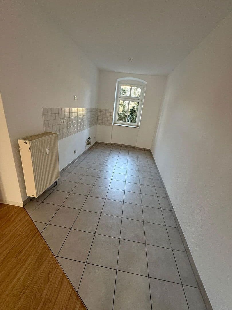 Prenájom bytu 2-izbový 62 m², Leonhardtstraße 32, Chemnitz, Sasko Prenájom bytu 2-izbový 62 m², Leonhardtstraße 32, Chemnitz, Sasko