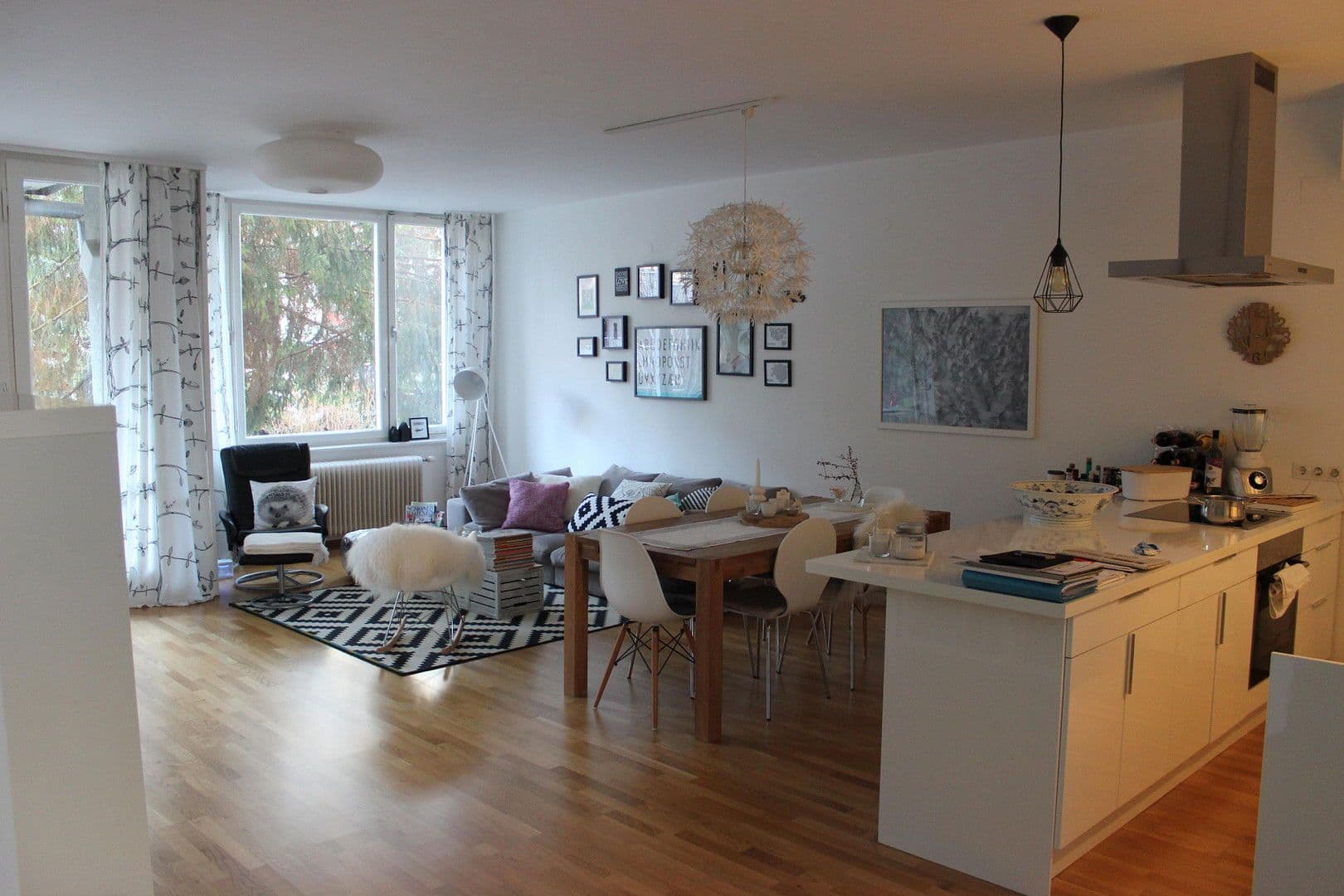 Prenájom bytu 3-izbový 109 m², Wien, Viedeň Prenájom bytu 3-izbový 109 m², Wien, Viedeň