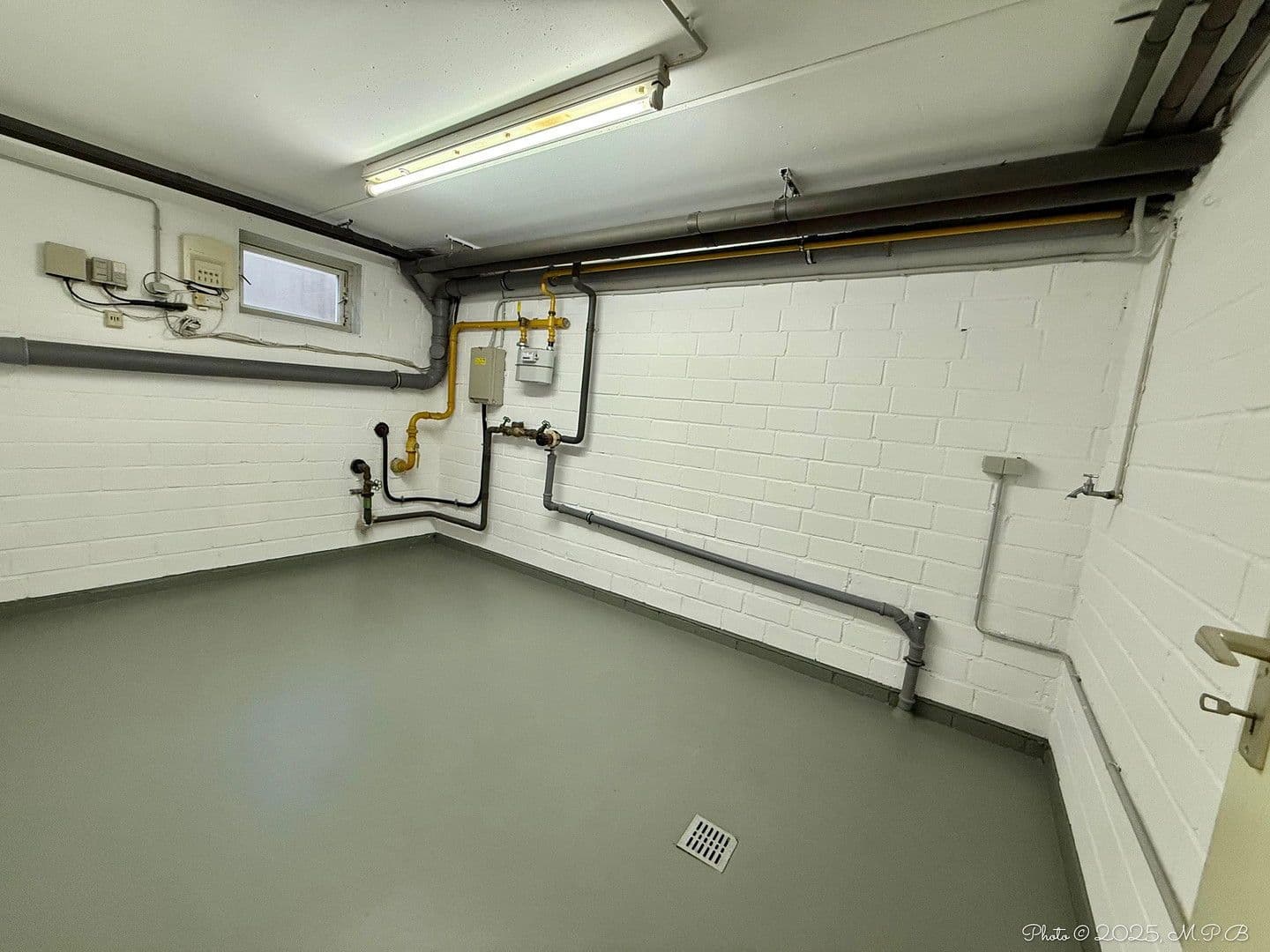 Predaj domu 213 m², pozemek 271 m², Rheinbrohler Weg 39, Düsseldorf, Severné Porýnie - Westfálsko Predaj domu 213 m², pozemek 271 m², Rheinbrohler Weg 39, Düsseldorf, Severné Porýnie - Westfálsko