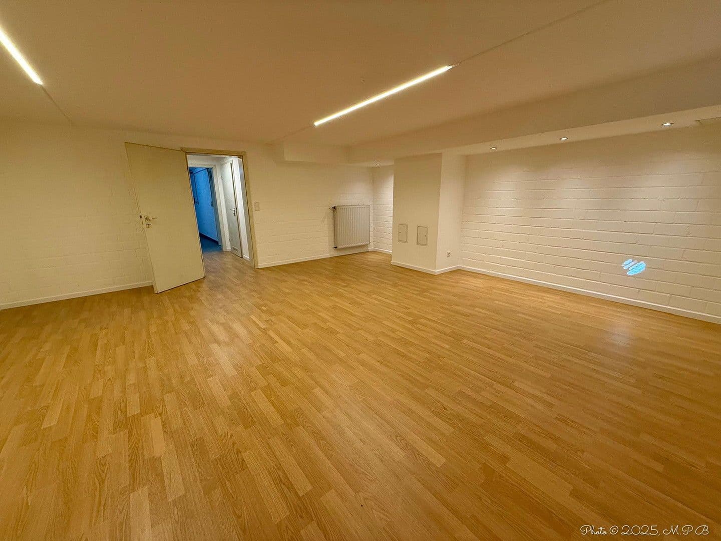 Predaj domu 213 m², pozemek 271 m², Rheinbrohler Weg 39, Düsseldorf, Severné Porýnie - Westfálsko Predaj domu 213 m², pozemek 271 m², Rheinbrohler Weg 39, Düsseldorf, Severné Porýnie - Westfálsko