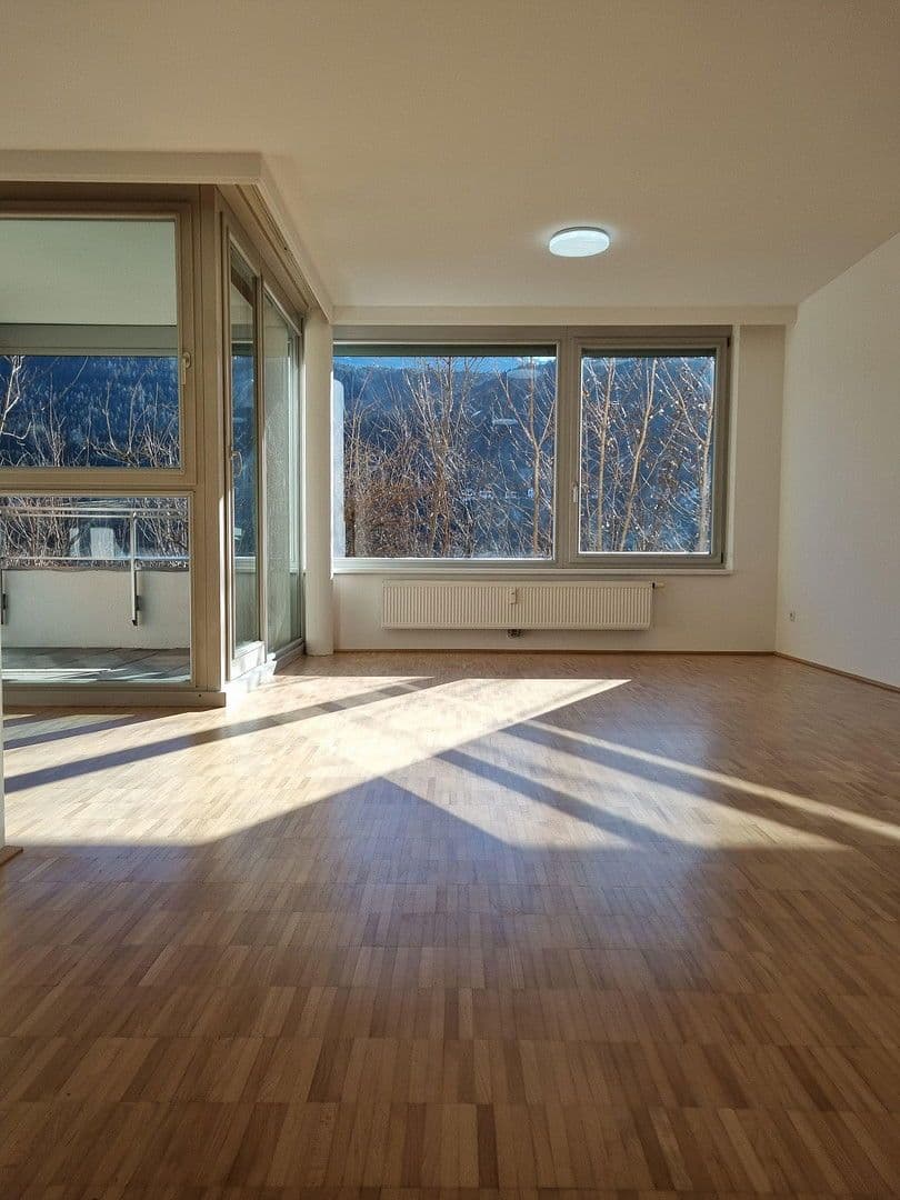 Predaj bytu 3-izbový 78 m², Hall in Tirol, Tirolsko Predaj bytu 3-izbový 78 m², Hall in Tirol, Tirolsko