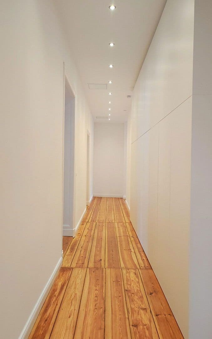 Prenájom bytu 4-izbový 137 m², Westfälische Str. 54, Berlin, Berlín Prenájom bytu 4-izbový 137 m², Westfälische Str. 54, Berlin, Berlín