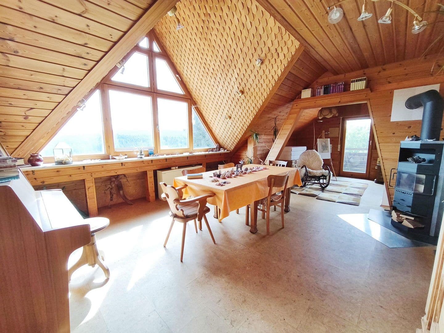 Prenájom bytu 2-izbový 70 m², Freudenstadt, Bádensko-Wurttembersko Prenájom bytu 2-izbový 70 m², Freudenstadt, Bádensko-Wurttembersko