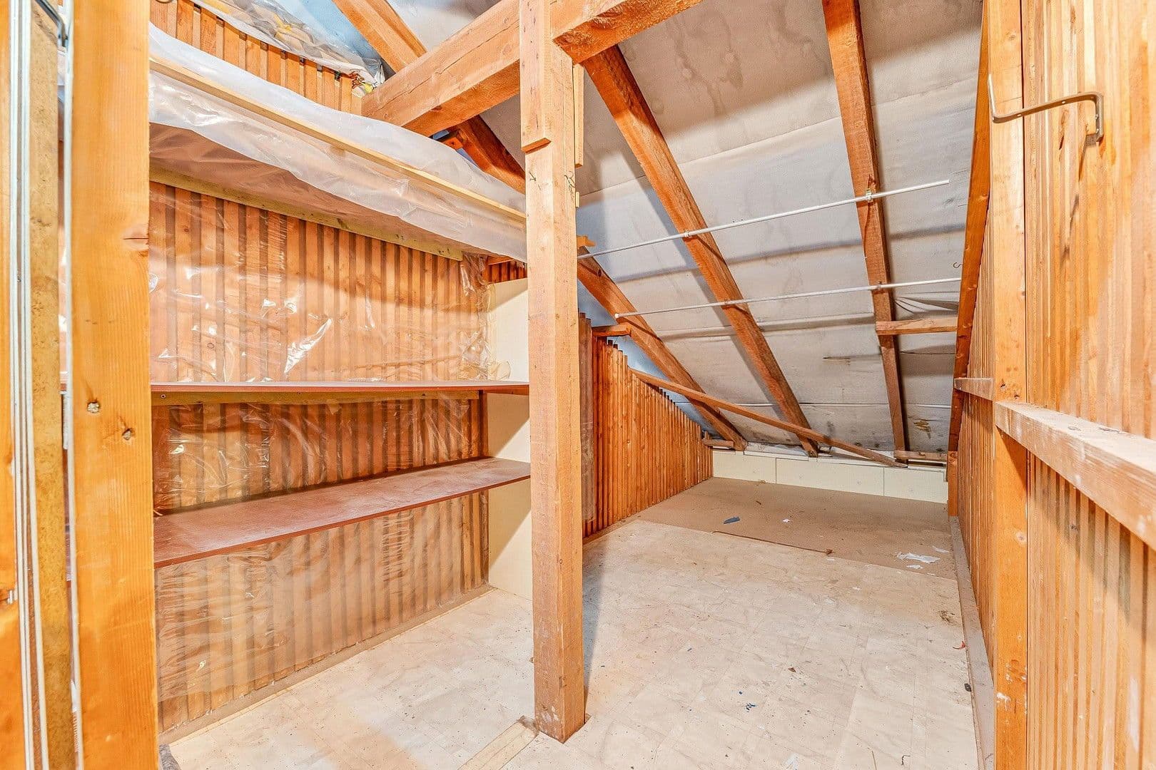 Predaj bytu 3-izbový 84 m², Leonberg, Bádensko-Wurttembersko Predaj bytu 3-izbový 84 m², Leonberg, Bádensko-Wurttembersko