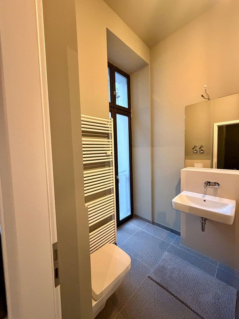 Predaj bytu 3-izbový 125 m², Graefestrasse 80, Berlin, Berlín Predaj bytu 3-izbový 125 m², Graefestrasse 80, Berlin, Berlín