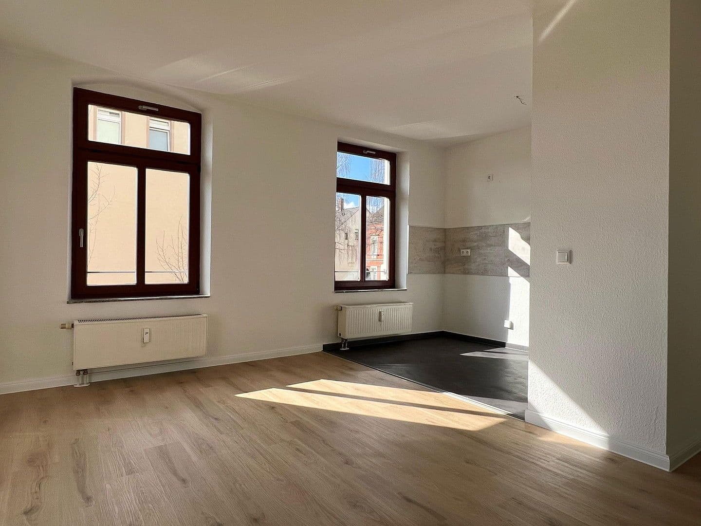 Prenájom bytu 3-izbový 68 m², Lichtenauer Straße 16, Chemnitz, Sasko Prenájom bytu 3-izbový 68 m², Lichtenauer Straße 16, Chemnitz, Sasko