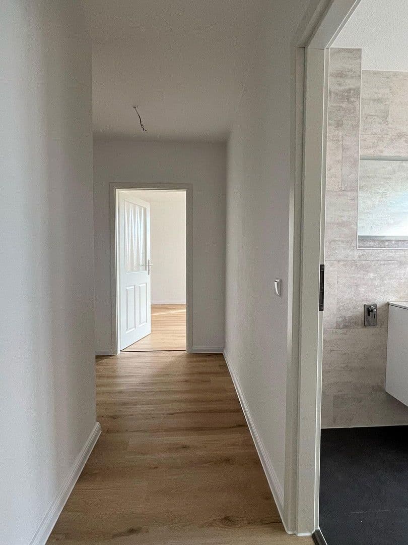 Prenájom bytu 3-izbový 68 m², Lichtenauer Straße 16, Chemnitz, Sasko Prenájom bytu 3-izbový 68 m², Lichtenauer Straße 16, Chemnitz, Sasko