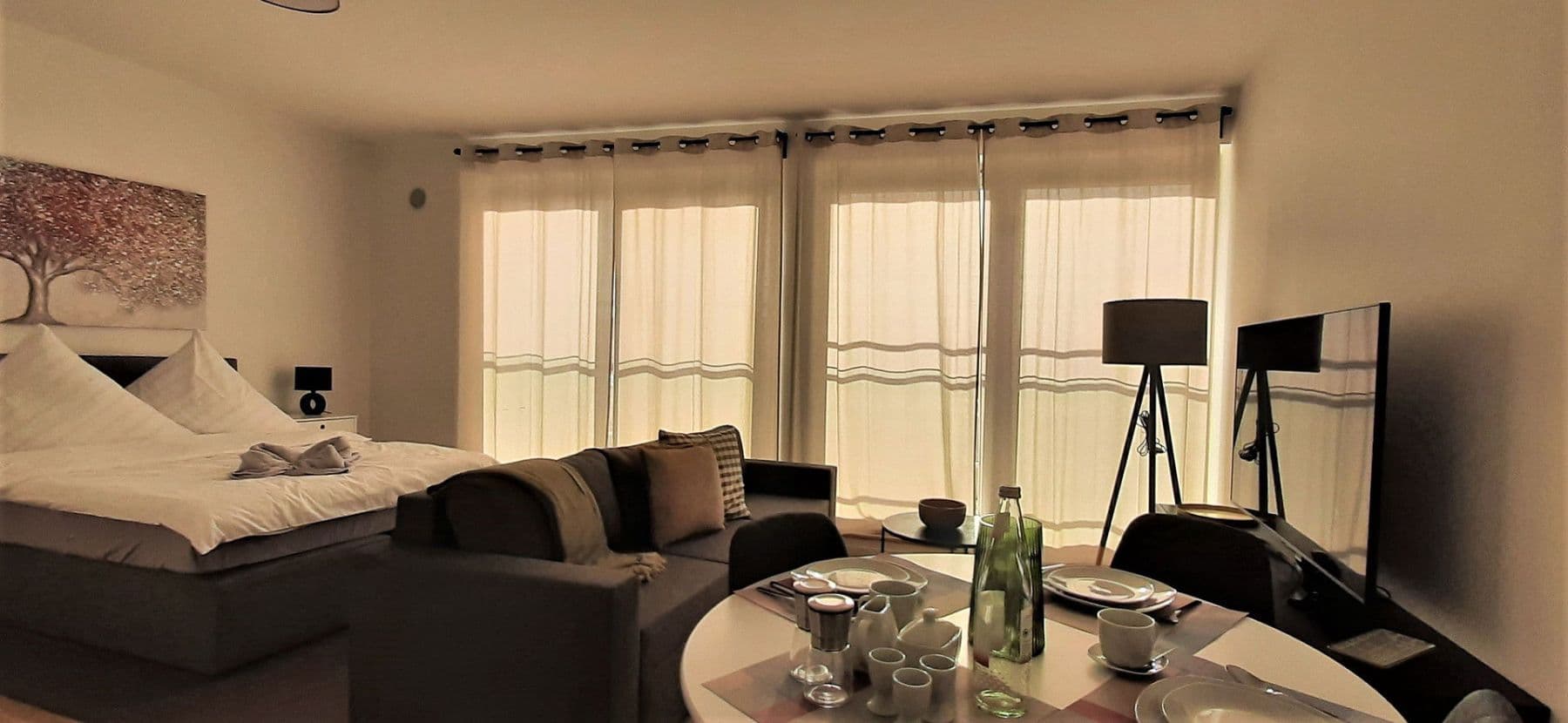 Prenájom bytu 1-izbový 32 m², Berlin, Berlín Prenájom bytu 1-izbový 32 m², Berlin, Berlín