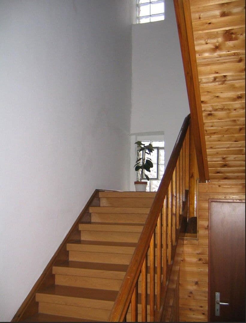 Prenájom bytu 4-izbový 115 m², Fürstenfeldbruck, Bavorsko Prenájom bytu 4-izbový 115 m², Fürstenfeldbruck, Bavorsko