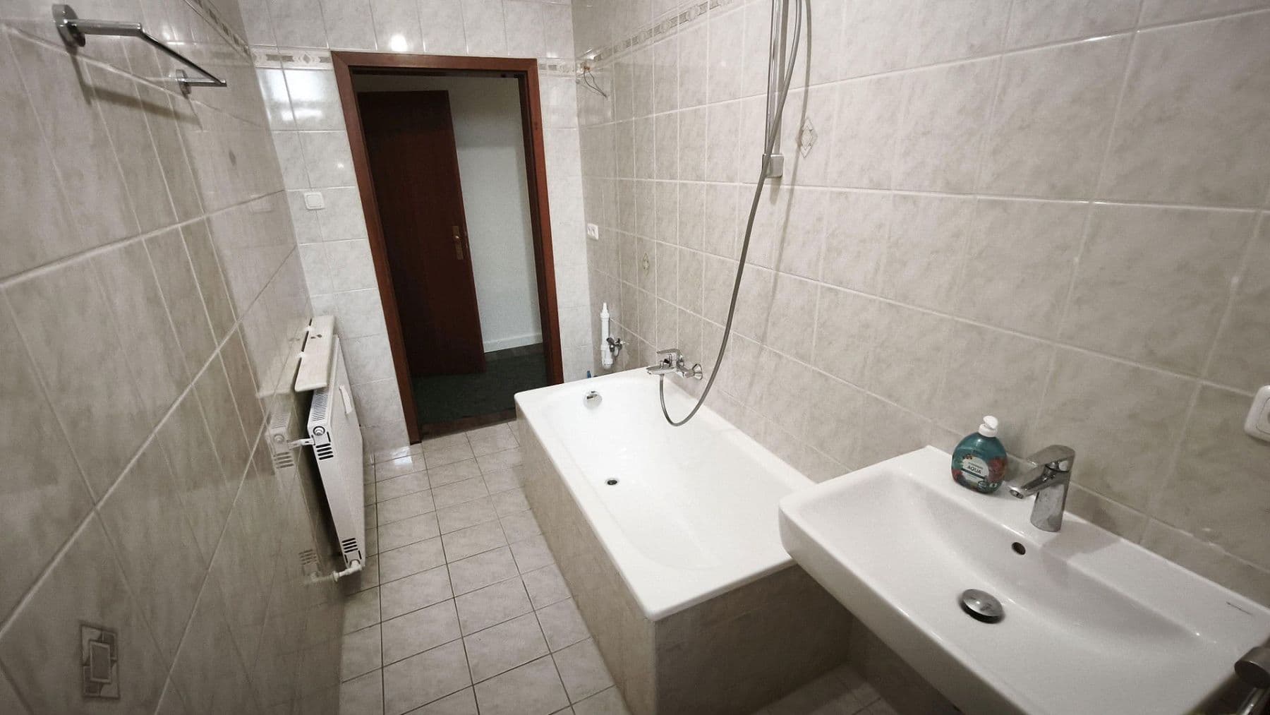 Prenájom bytu 4-izbový 115 m², Fürstenfeldbruck, Bavorsko Prenájom bytu 4-izbový 115 m², Fürstenfeldbruck, Bavorsko