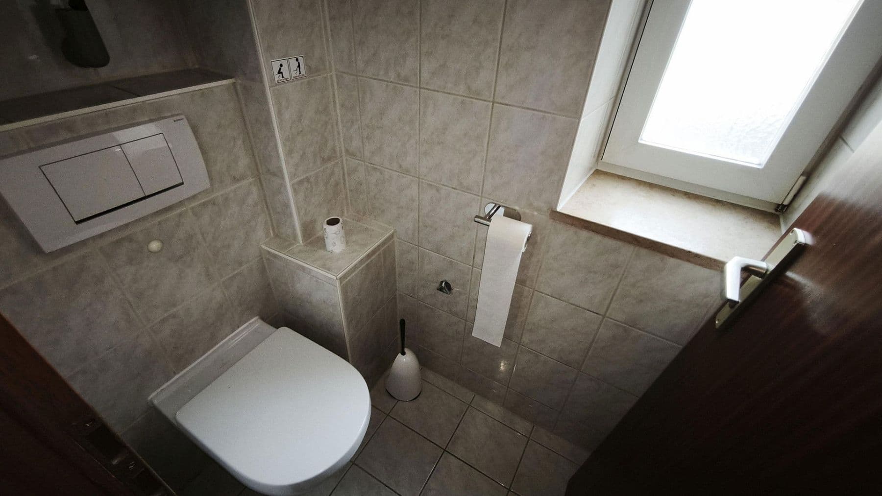 Prenájom bytu 4-izbový 115 m², Fürstenfeldbruck, Bavorsko Prenájom bytu 4-izbový 115 m², Fürstenfeldbruck, Bavorsko