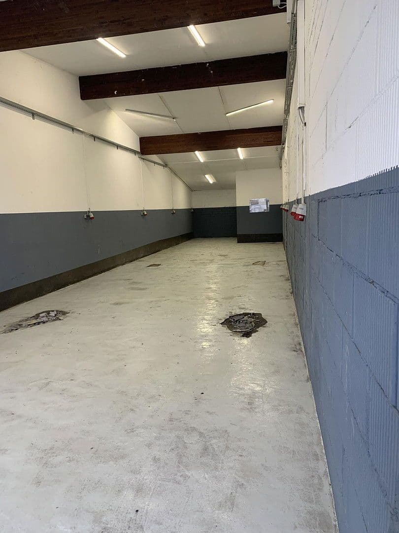 Prenájom nebytového priestoru 124 m², Reismühlenweg 16, Uhldingen-Mühlhofen, Bádensko-Wurttembersko Prenájom nebytového priestoru 124 m², Reismühlenweg 16, Uhldingen-Mühlhofen, Bádensko-Wurttembersko