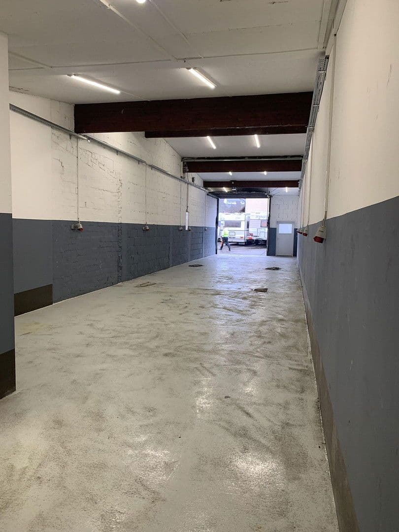 Prenájom nebytového priestoru 124 m², Reismühlenweg 16, Uhldingen-Mühlhofen, Bádensko-Wurttembersko Prenájom nebytového priestoru 124 m², Reismühlenweg 16, Uhldingen-Mühlhofen, Bádensko-Wurttembersko