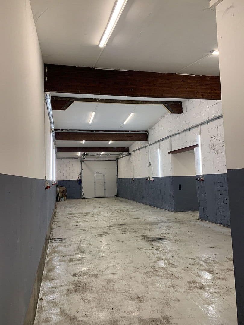 Prenájom nebytového priestoru 124 m², Reismühlenweg 16, Uhldingen-Mühlhofen, Bádensko-Wurttembersko Prenájom nebytového priestoru 124 m², Reismühlenweg 16, Uhldingen-Mühlhofen, Bádensko-Wurttembersko