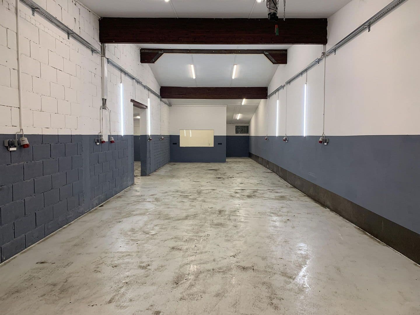 Prenájom nebytového priestoru 124 m², Reismühlenweg 16, Uhldingen-Mühlhofen, Bádensko-Wurttembersko Prenájom nebytového priestoru 124 m², Reismühlenweg 16, Uhldingen-Mühlhofen, Bádensko-Wurttembersko