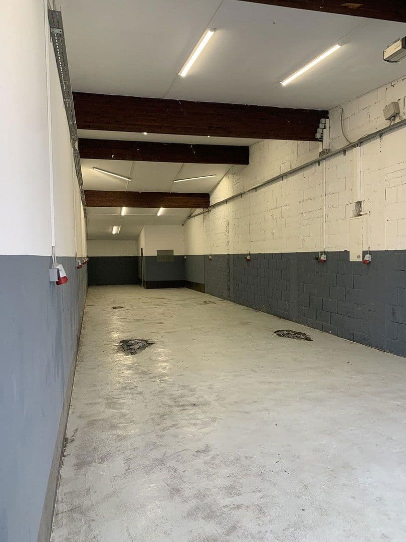 Prenájom nebytového priestoru 124 m², Reismühlenweg 16, Uhldingen-Mühlhofen, Bádensko-Wurttembersko Prenájom nebytového priestoru 124 m², Reismühlenweg 16, Uhldingen-Mühlhofen, Bádensko-Wurttembersko