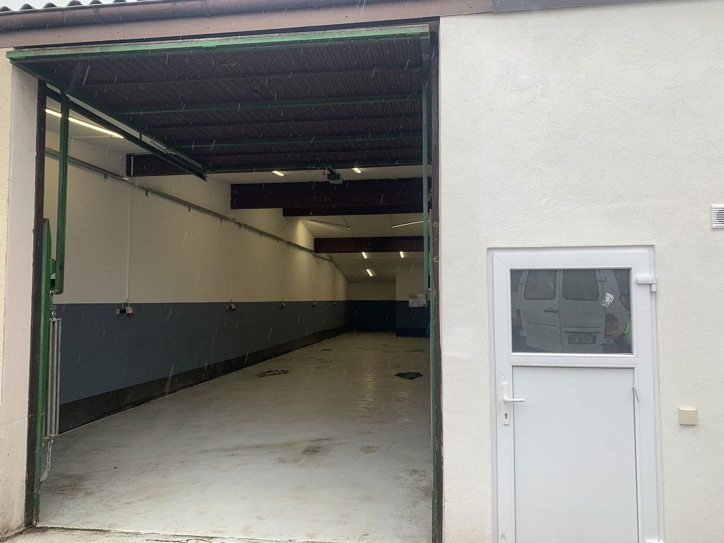 Prenájom nebytového priestoru 124 m², Reismühlenweg 16, Uhldingen-Mühlhofen, Bádensko-Wurttembersko Prenájom nebytového priestoru 124 m², Reismühlenweg 16, Uhldingen-Mühlhofen, Bádensko-Wurttembersko