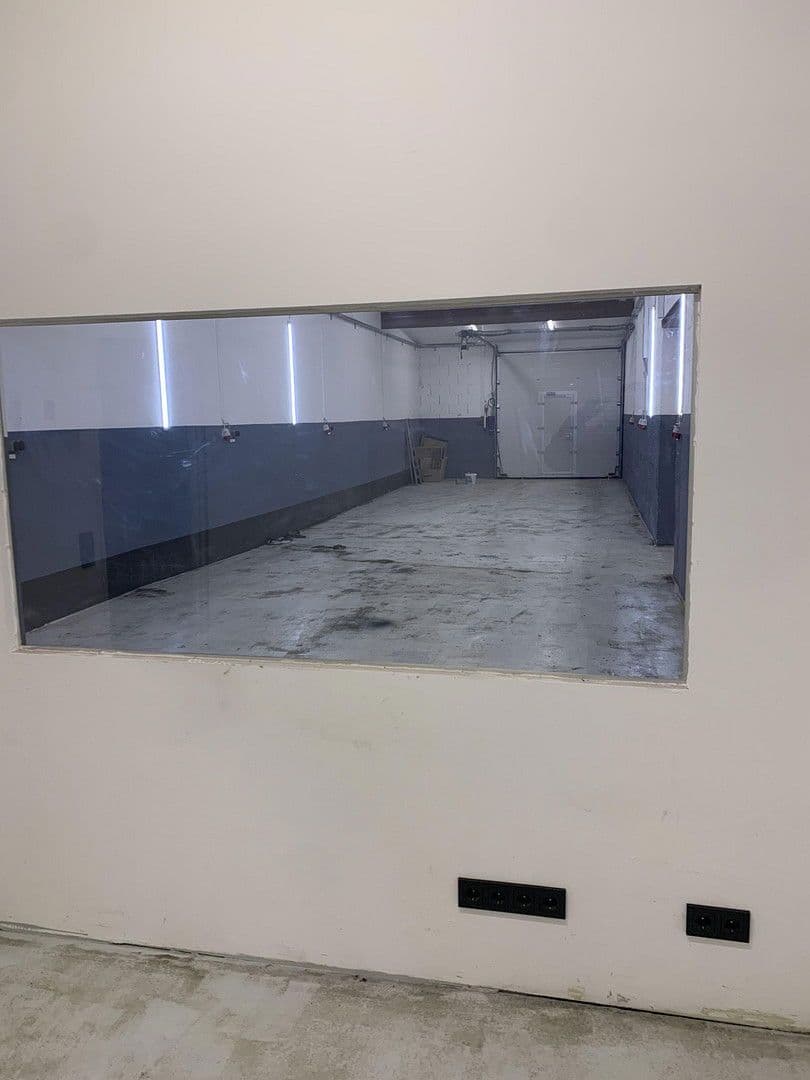 Prenájom nebytového priestoru 124 m², Reismühlenweg 16, Uhldingen-Mühlhofen, Bádensko-Wurttembersko Prenájom nebytového priestoru 124 m², Reismühlenweg 16, Uhldingen-Mühlhofen, Bádensko-Wurttembersko