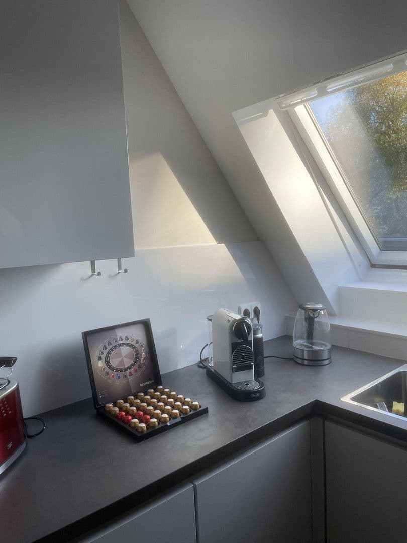 Prenájom bytu 2-izbový 67 m², Havelberger Straße 1, Berlin, Berlín Prenájom bytu 2-izbový 67 m², Havelberger Straße 1, Berlin, Berlín