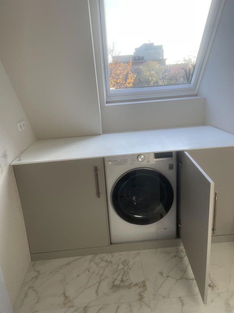 Prenájom bytu 2-izbový 67 m², Havelberger Straße 1, Berlin, Berlín Prenájom bytu 2-izbový 67 m², Havelberger Straße 1, Berlin, Berlín