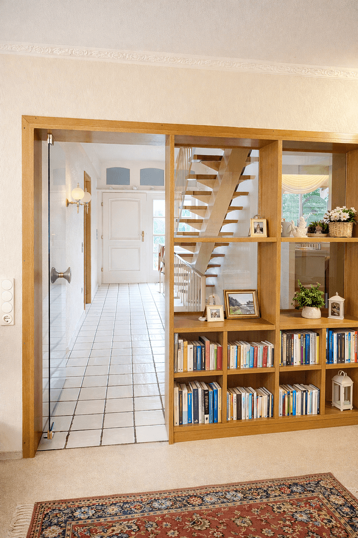 Predaj domu 165 m², pozemek 768 m², Stuhr, Dolné Sasko Predaj domu 165 m², pozemek 768 m², Stuhr, Dolné Sasko