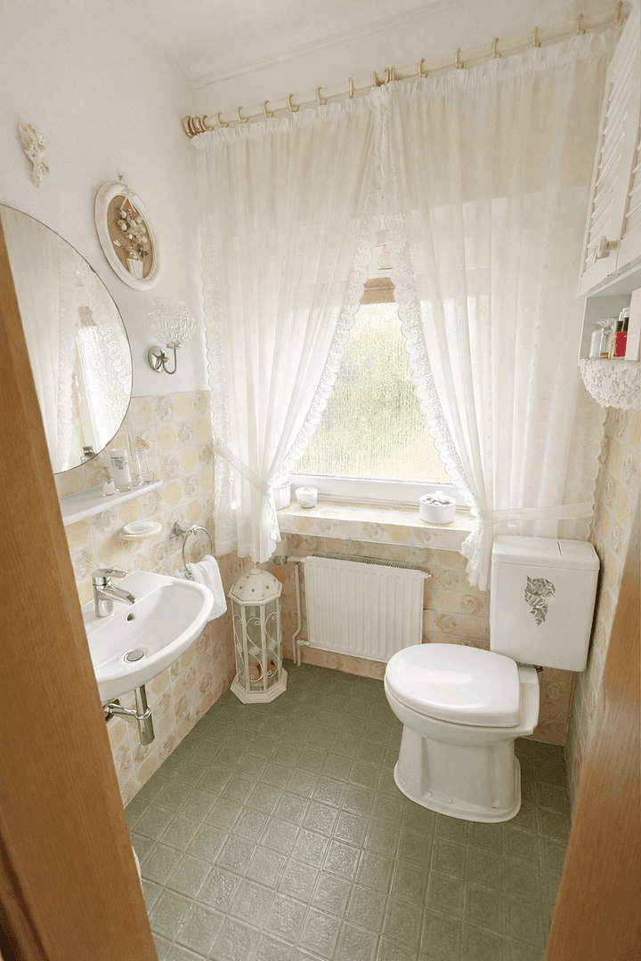 Predaj domu 165 m², pozemek 768 m², Stuhr, Dolné Sasko Predaj domu 165 m², pozemek 768 m², Stuhr, Dolné Sasko