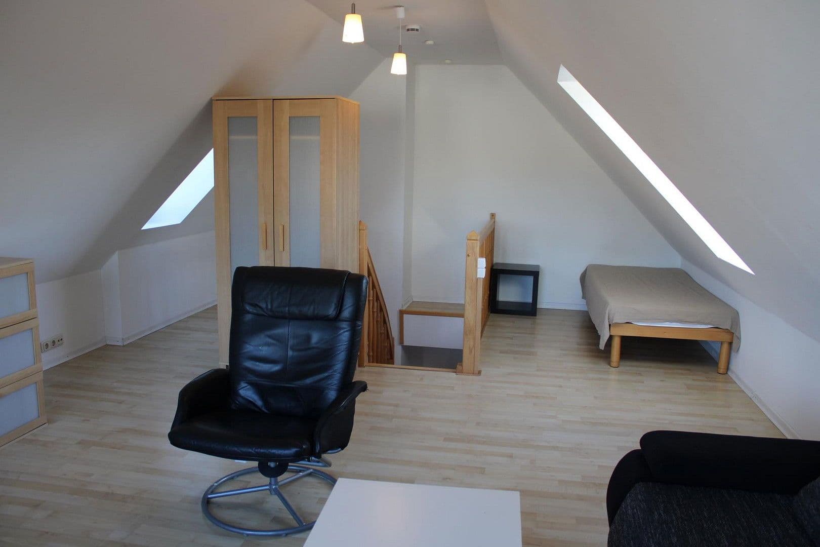 Prenájom bytu 3-izbový 85 m², Elbgaustr 79A, Hamburg, Hamburg Prenájom bytu 3-izbový 85 m², Elbgaustr 79A, Hamburg, Hamburg