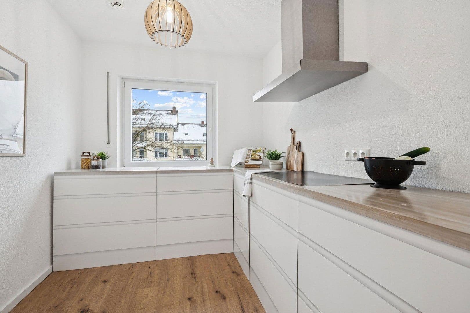 Predaj bytu 3-izbový 86 m², Hessingstraße 8, Königsbrunn, Bavorsko Predaj bytu 3-izbový 86 m², Hessingstraße 8, Königsbrunn, Bavorsko