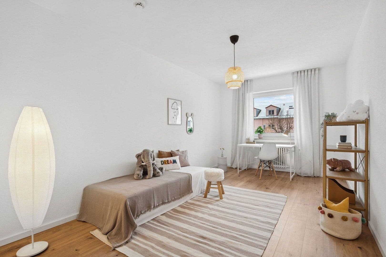Predaj bytu 3-izbový 86 m², Hessingstraße 8, Königsbrunn, Bavorsko Predaj bytu 3-izbový 86 m², Hessingstraße 8, Königsbrunn, Bavorsko
