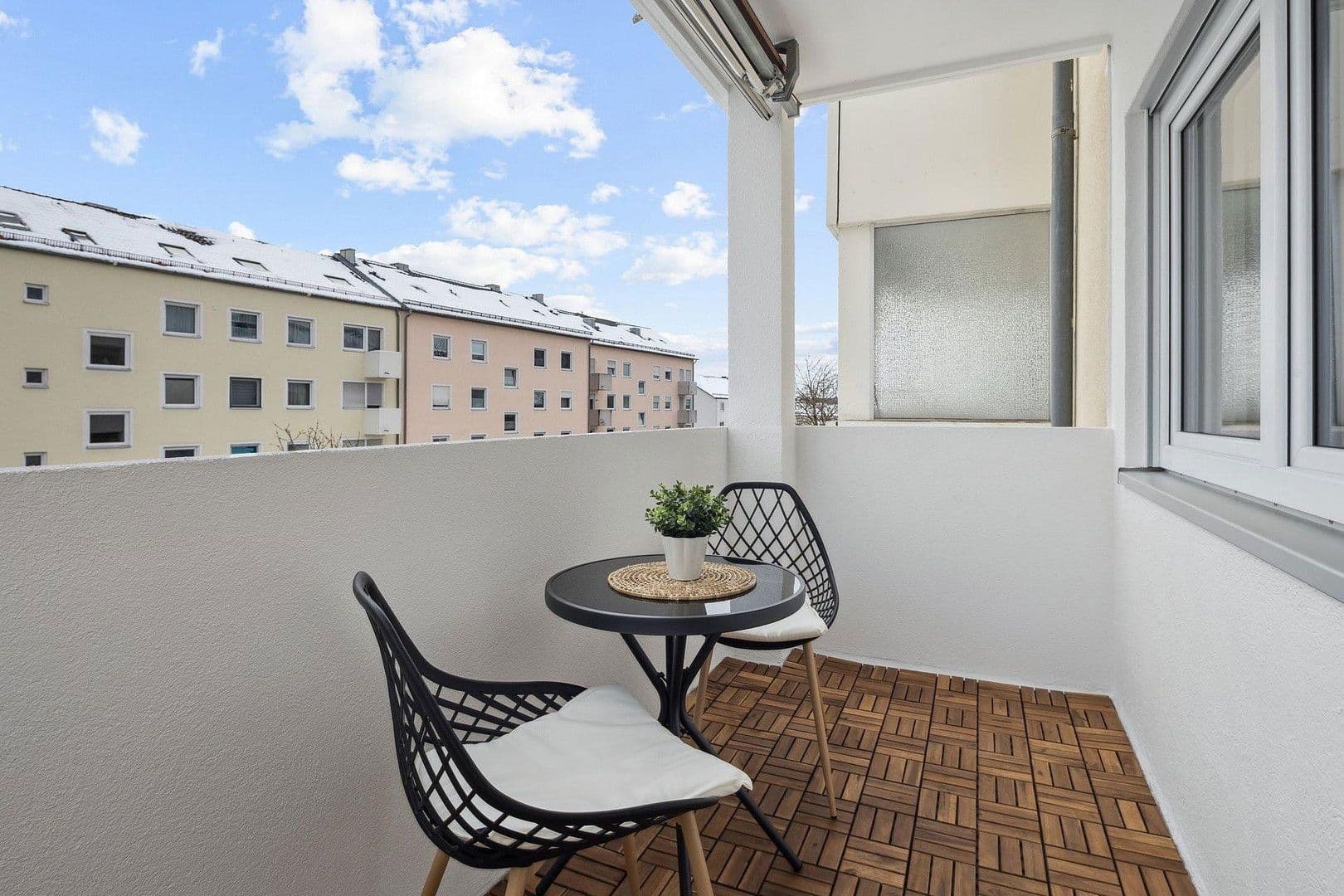 Predaj bytu 3-izbový 86 m², Hessingstraße 8, Königsbrunn, Bavorsko Predaj bytu 3-izbový 86 m², Hessingstraße 8, Königsbrunn, Bavorsko