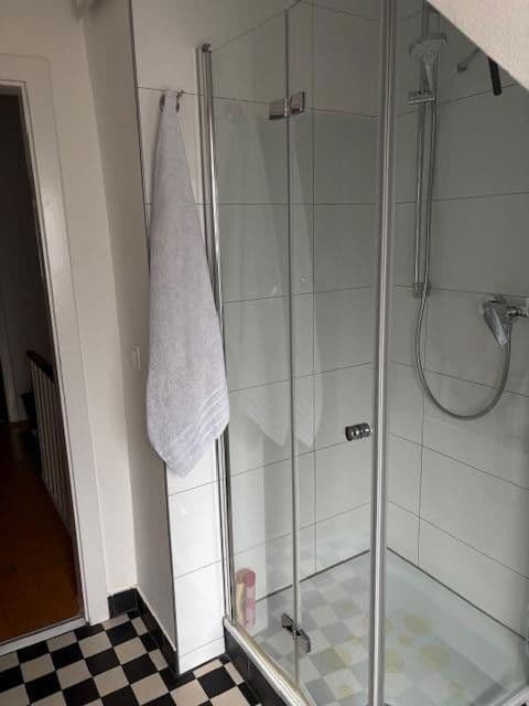 Prenájom domu 135 m², pozemek 90 m², Köln, Severné Porýnie - Westfálsko Prenájom domu 135 m², pozemek 90 m², Köln, Severné Porýnie - Westfálsko