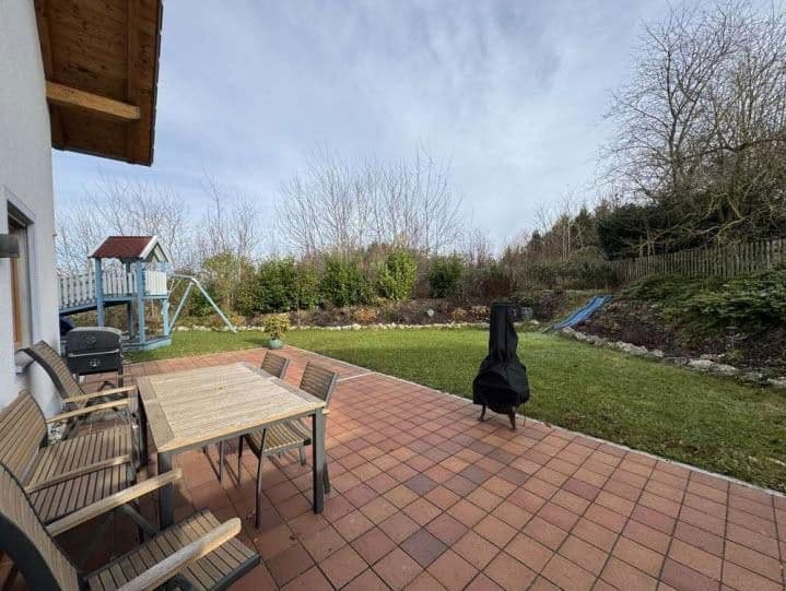 Prenájom domu 131 m², pozemek 963 m², Gumattenkirchen, Bavorsko Prenájom domu 131 m², pozemek 963 m², Gumattenkirchen, Bavorsko