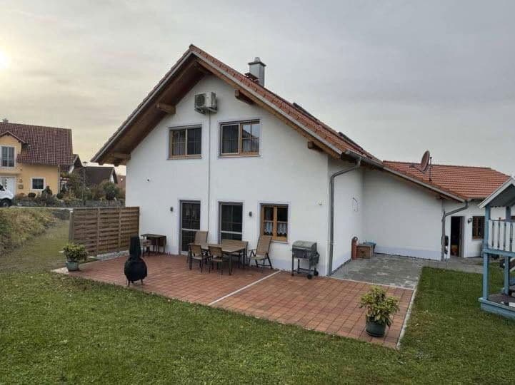 Prenájom domu 131 m², pozemek 963 m², Gumattenkirchen, Bavorsko Prenájom domu 131 m², pozemek 963 m², Gumattenkirchen, Bavorsko