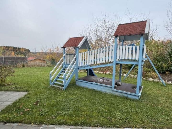 Prenájom domu 131 m², pozemek 963 m², Gumattenkirchen, Bavorsko Prenájom domu 131 m², pozemek 963 m², Gumattenkirchen, Bavorsko