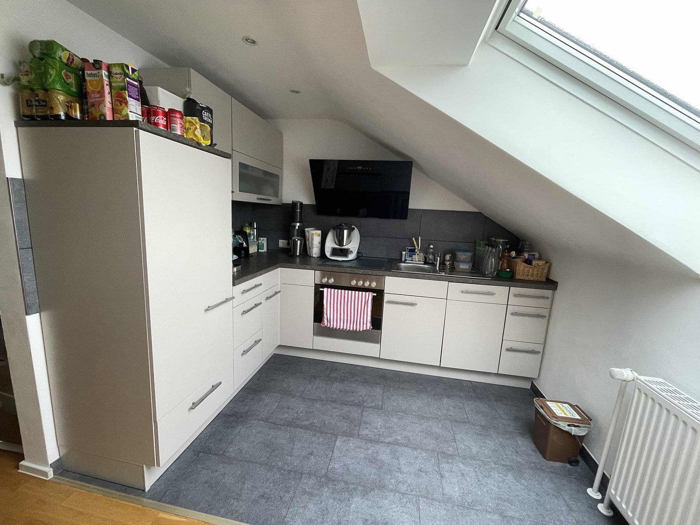 Predaj domu 313 m², pozemek 547 m², Glück-Auf-Str. 3, Wilnsdorf, Severné Porýnie - Westfálsko Predaj domu 313 m², pozemek 547 m², Glück-Auf-Str. 3, Wilnsdorf, Severné Porýnie - Westfálsko